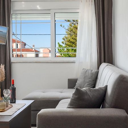 Nikos Apartments Agia Marina Exterior foto